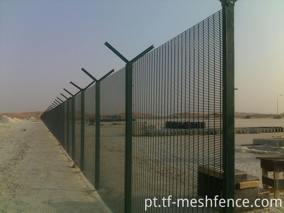 358 fence installation